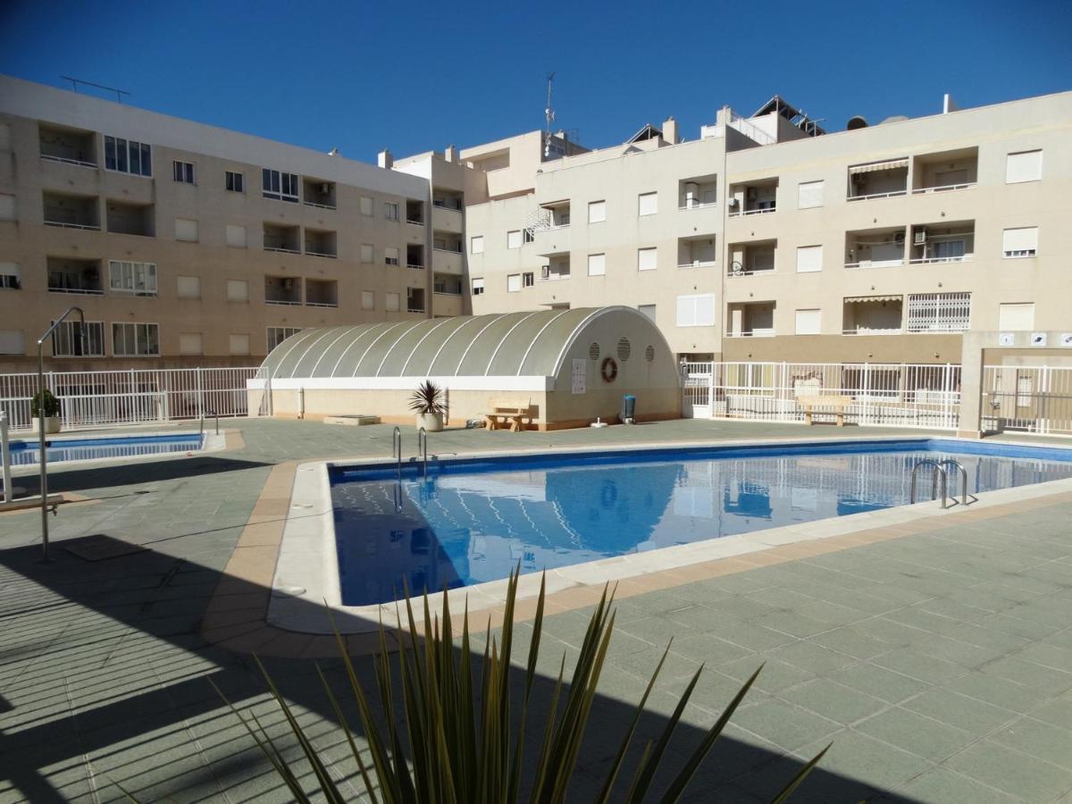 Apartamento Laguna Rosa Торевьиа Экстерьер фото