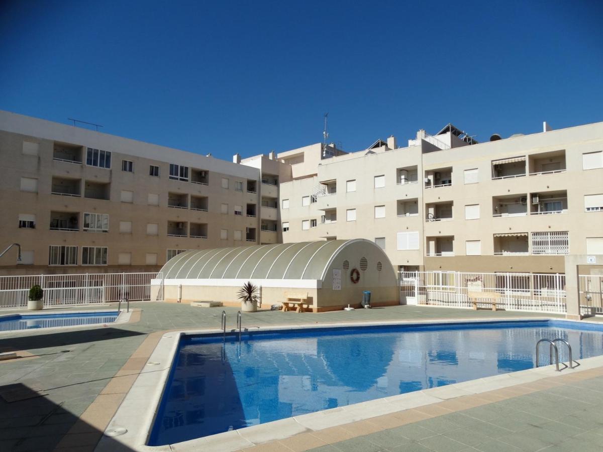 Apartamento Laguna Rosa Торевьиа Экстерьер фото